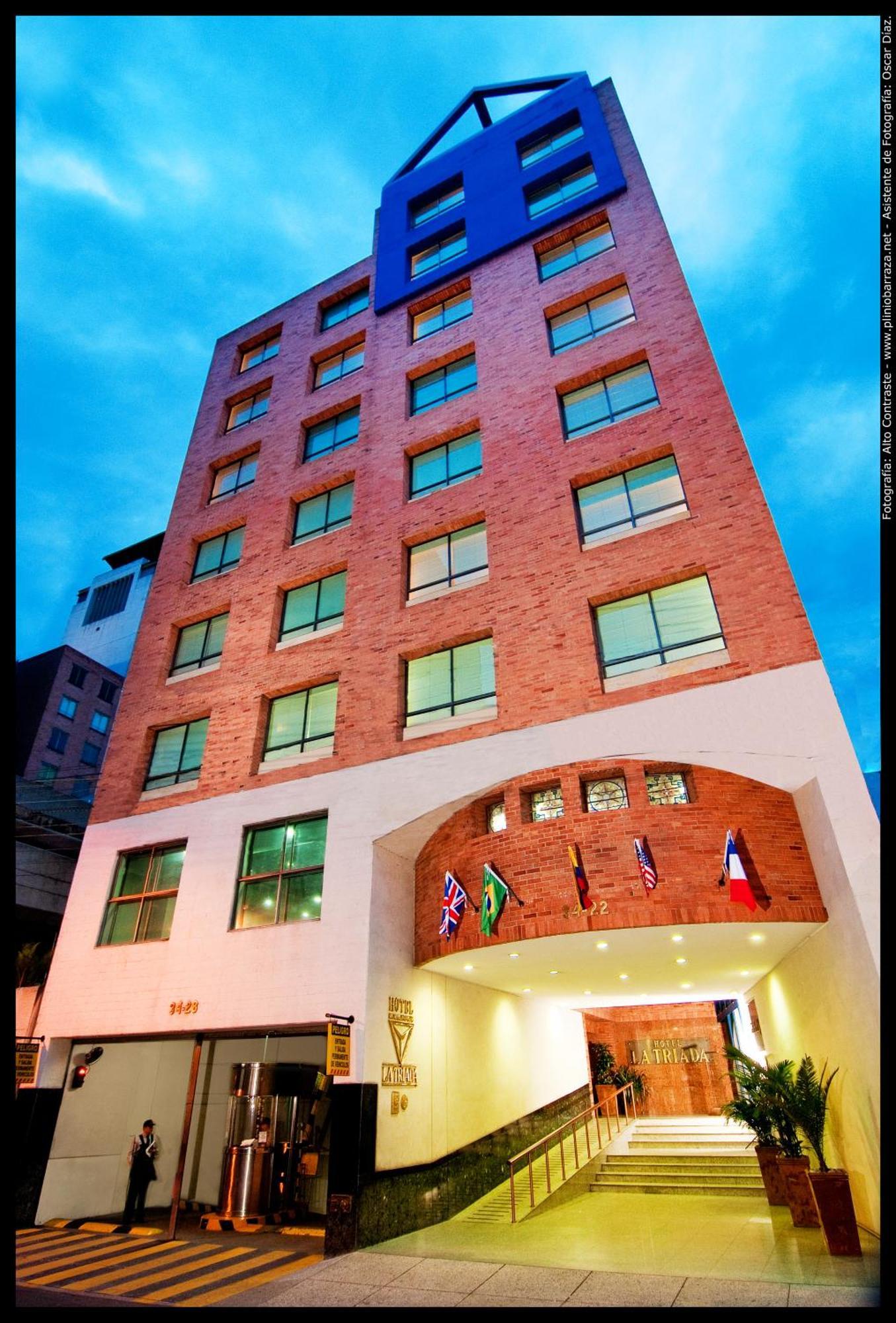 Hotel Internacional La Triada ブカラマンガ エクステリア 写真